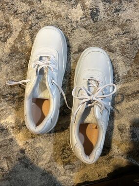 Apex White Ambulator active walker Sneakers